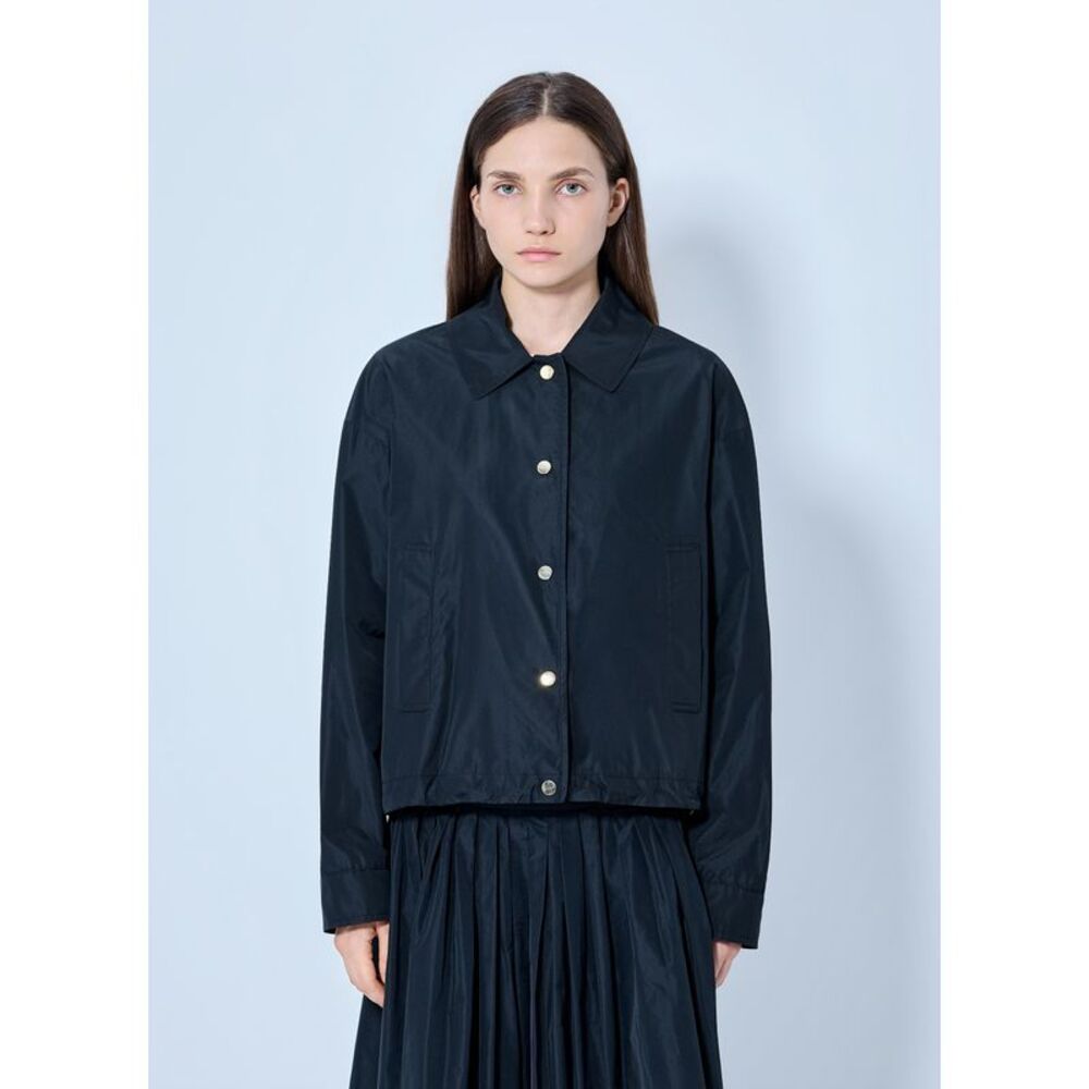 Max Mara Women Collared Button-Up Jacket